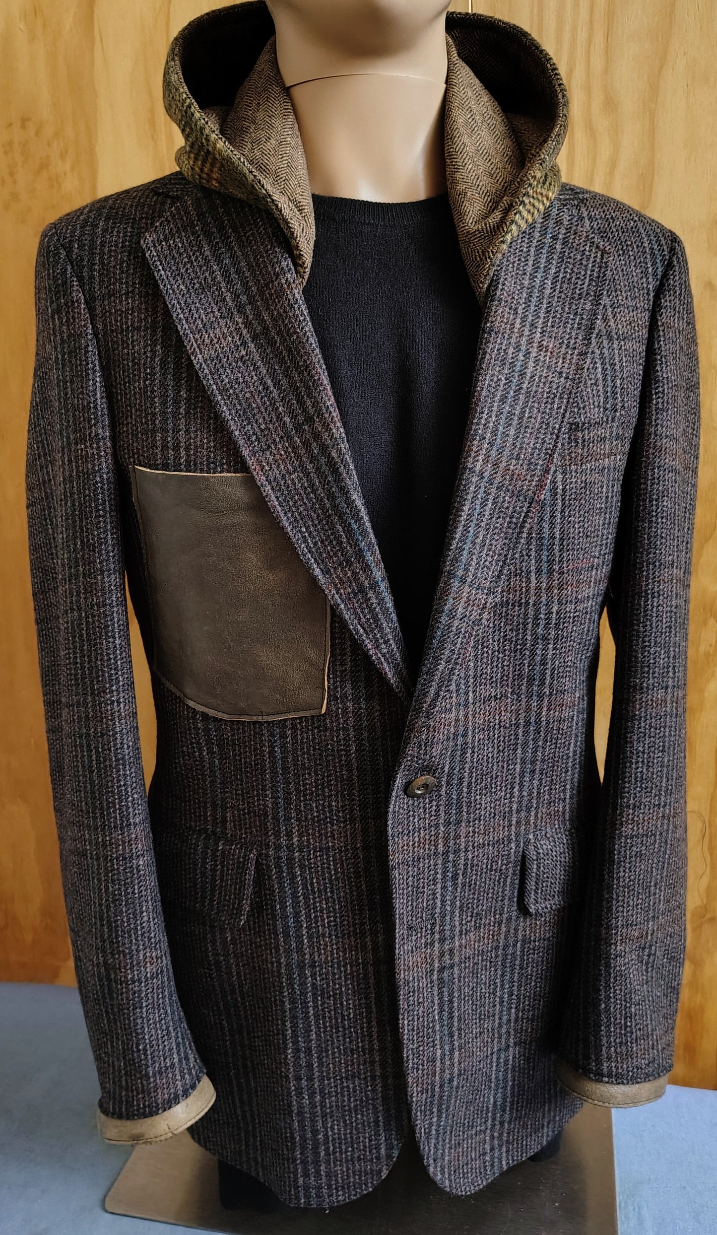 Brown plaid wool blazer with hood, leather patched pocket. Size 37 long wool jacket, tweed jacket, Mens, Tweed, leather trimmed cuffs, repurposed, one of a kind. Designed by Wendel Johnston