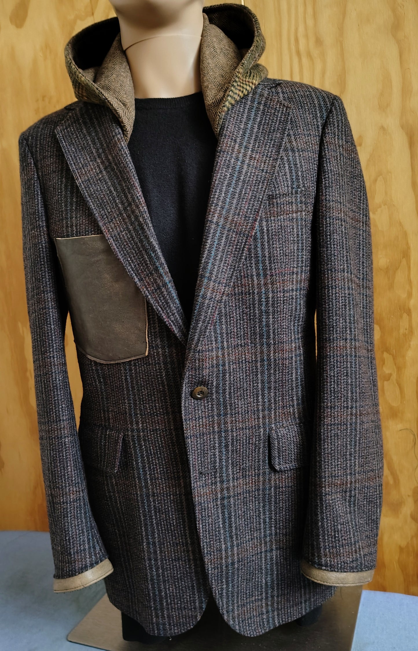 Brown plaid wool blazer with hood, leather patched pocket. Size 37 long wool jacket, tweed jacket, Mens, Tweed, leather trimmed cuffs, repurposed, one of a kind. Designed by Wendel Johnston