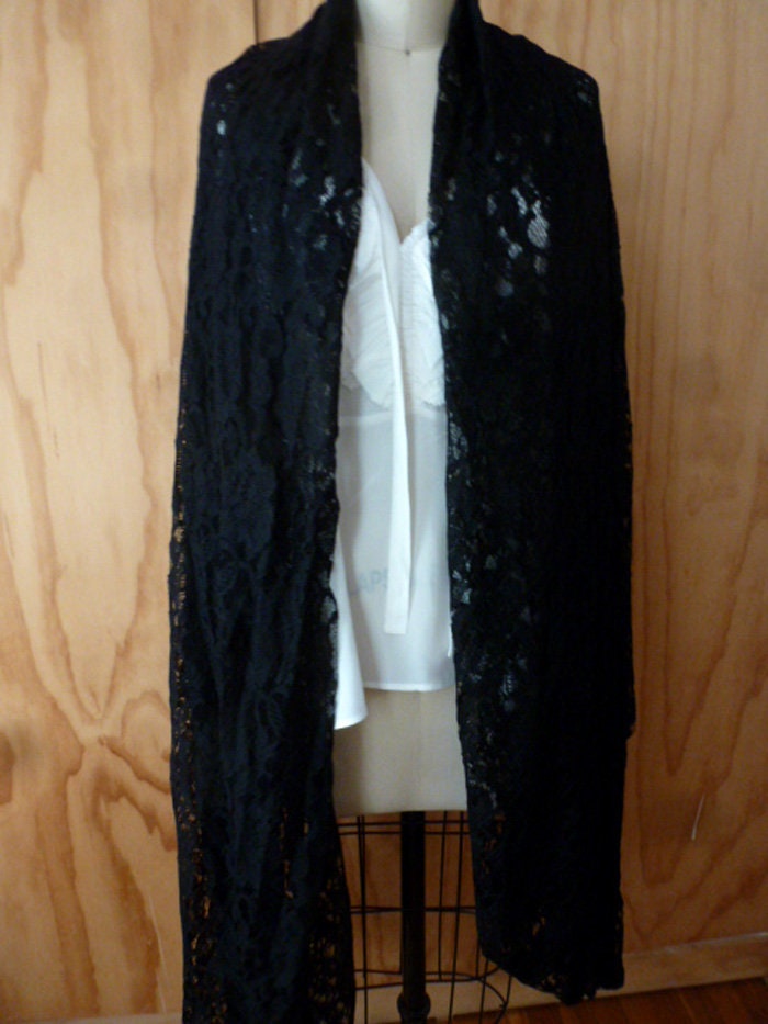 Black long elegant stretch doubled lace shawl