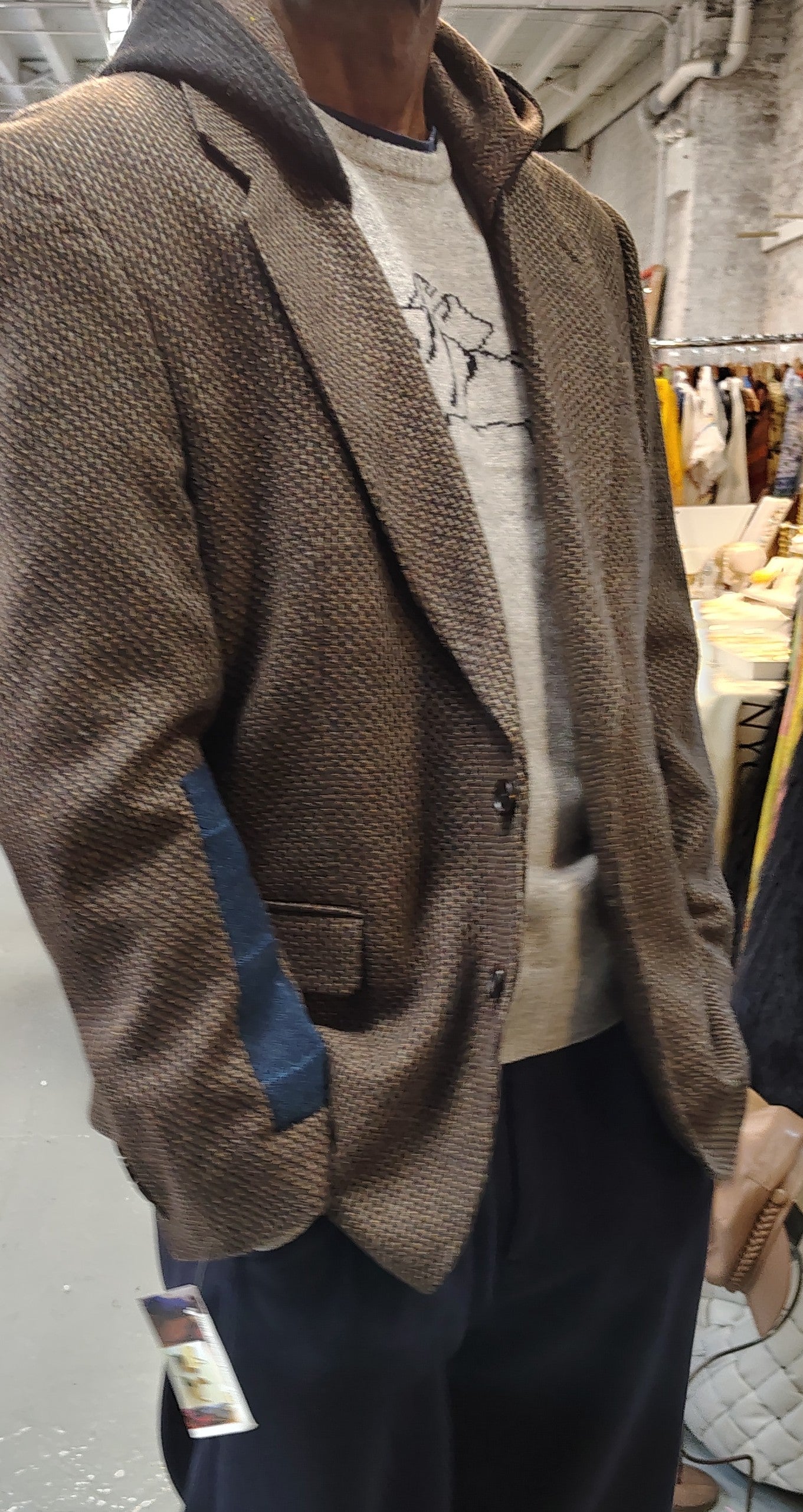 Brown wool tweed jacket with wool appliqdata:text/mce-internal,rte__editor,Hoodedues. Blazer in wool fabric . jacket size 44, upcycle,repurposed, one of a kind. by Wendel Johnston