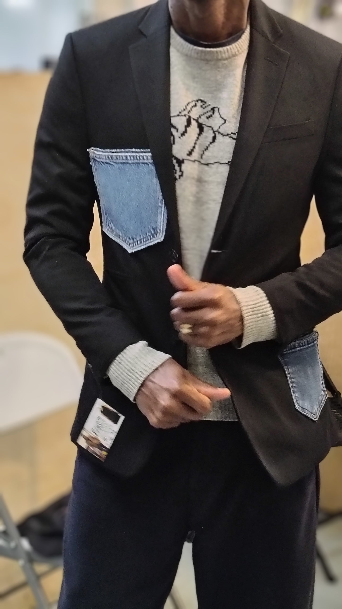 Black jacket with denim pockets. blazer in cotton/poly/viscose fabric . jacket size 36, upcycle,repurposed, one of a kind. by Wendel Johnston