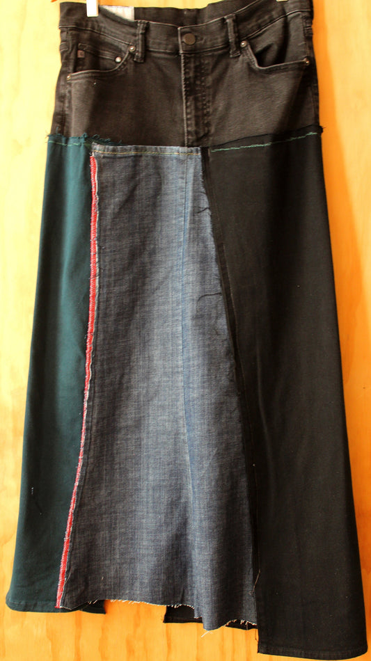 High waist Dark denim 3 panel upcycle denim slight stretch skirt/ waist 32-34/ hip 38-42/ length 40/ streetwear and chic one of a kind